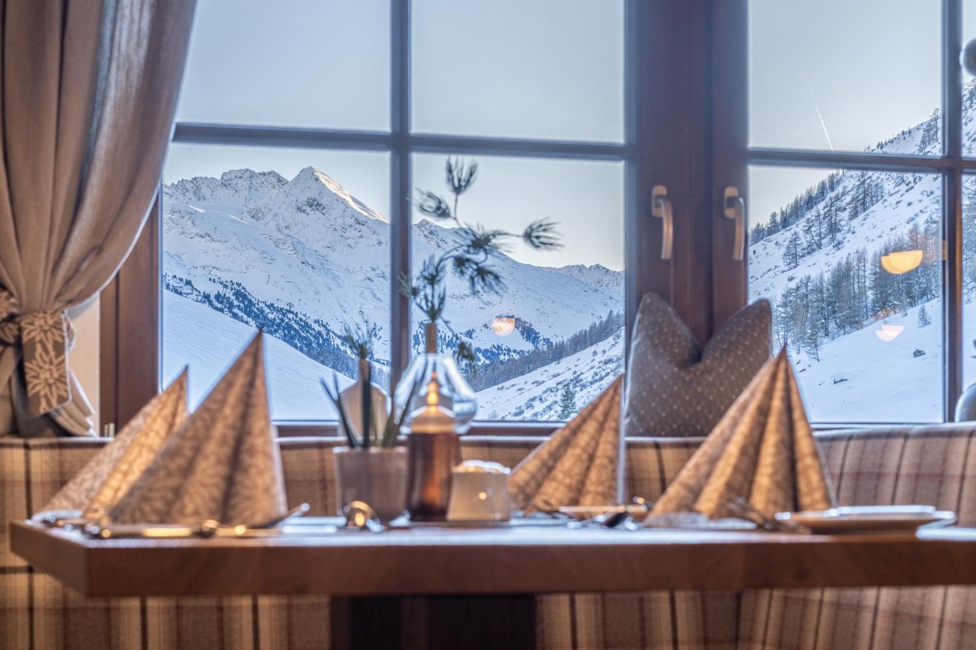 Burghotel Alpengluehn โอเบอร์กัวร์เกิล ภายนอก รูปภาพ